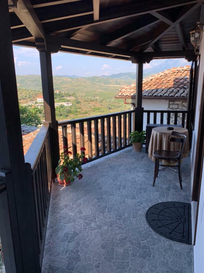 Guest House Genti Berat Habitación foto